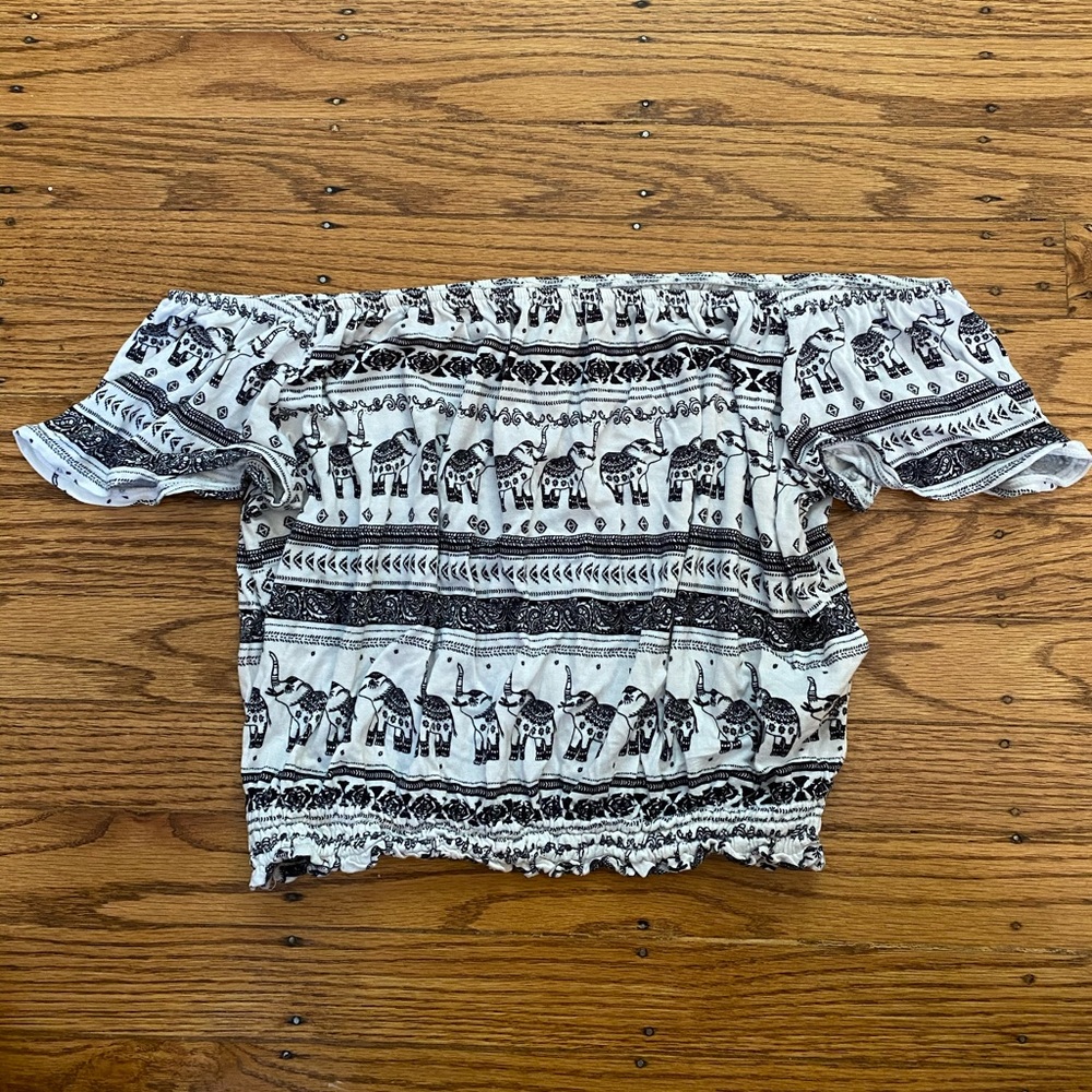 💥2/$10 H&M Crop Top